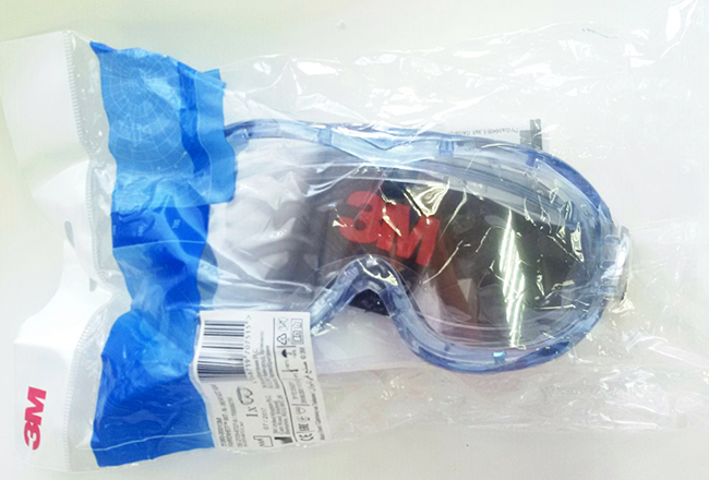 Фото захисних окулярів 3М Peltor Fahrenheit 71360-00013М в оригінальній упаковці